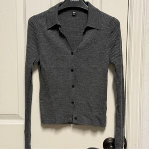 Uniqlo 100% Wool Women's Grey Ribbed Knit Sweater Small